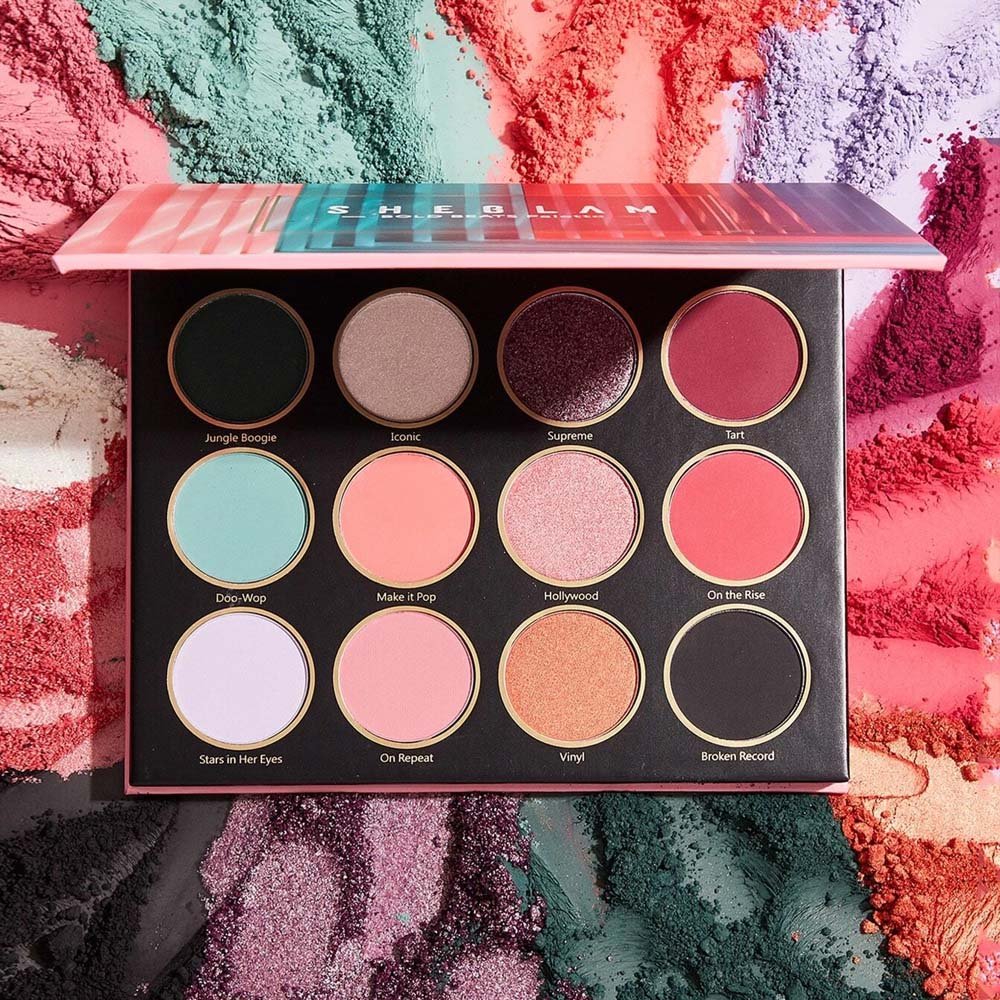  Paleta de Sombras da Sheglam possui 12 cores maravilhosas e muito bem pigmentadas. <span data-mce-fragment="1">São super versáteis e de longa duração!</span>