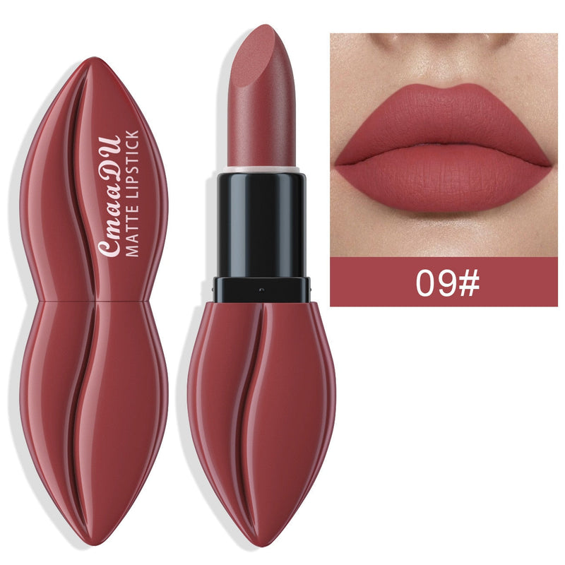 O Batom Matte Bold Beauty é&nbsp;a combinação perfeita entre sofisticação, conforto e estilo. Se você está em busca de um batom que realce sua beleza natural e transmita confiança em todas as ocasiões, essa é a escolha ideal.