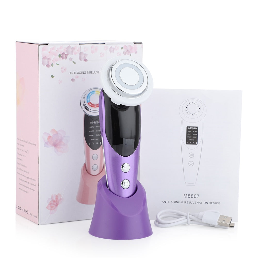 Pele perfeita, pele uniforme, tratamento clarear manchas, manchas de acne, tratamento para poros dilatados, tratamento facial com LED, rejuvenescimento facial, linhas finas, rugas